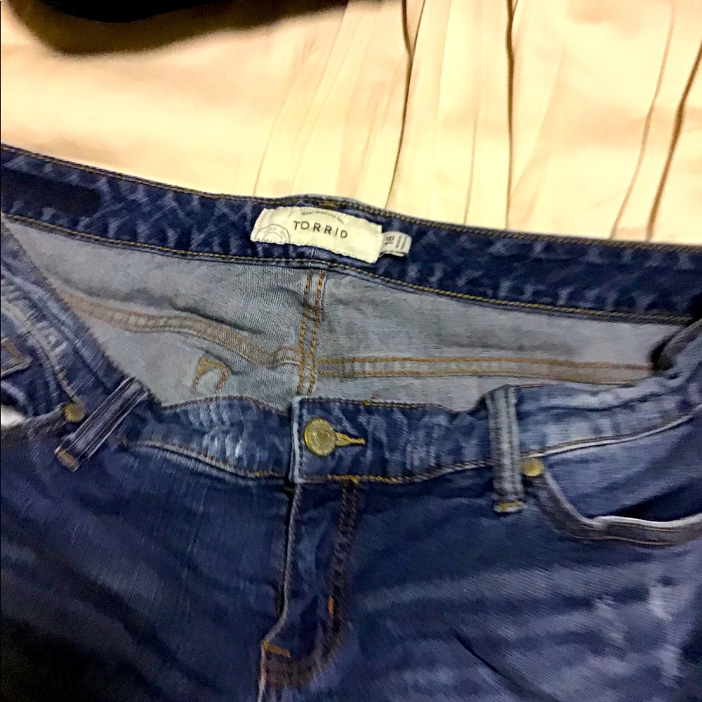 Stressed jeans